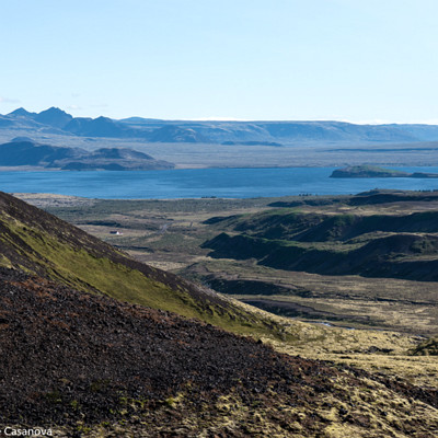 Vue sur le lac Þingrallavatn 