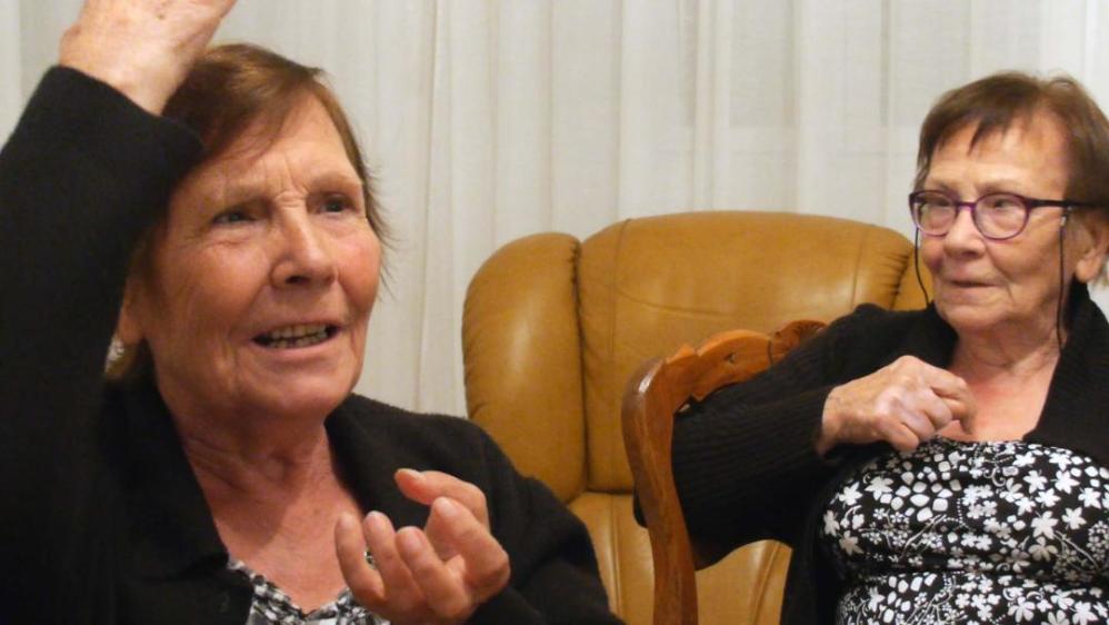Deux habitantes, Constance Santoni et Blanche Delas-Santoni (1935-2019). - Rina Sherman